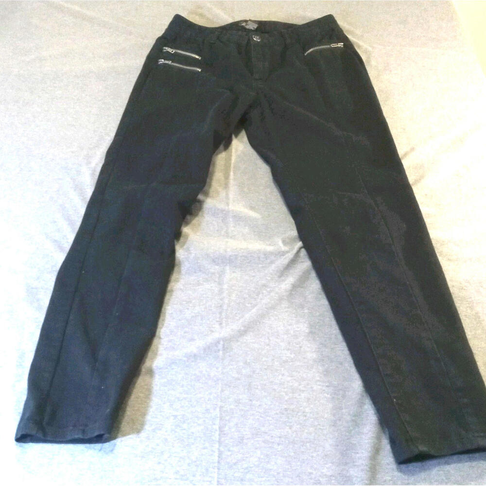 Baccini Pants Womens Size 10 Black Ankle Straight Leg Zipper Design Pockets